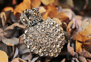 Bonhams honors women and